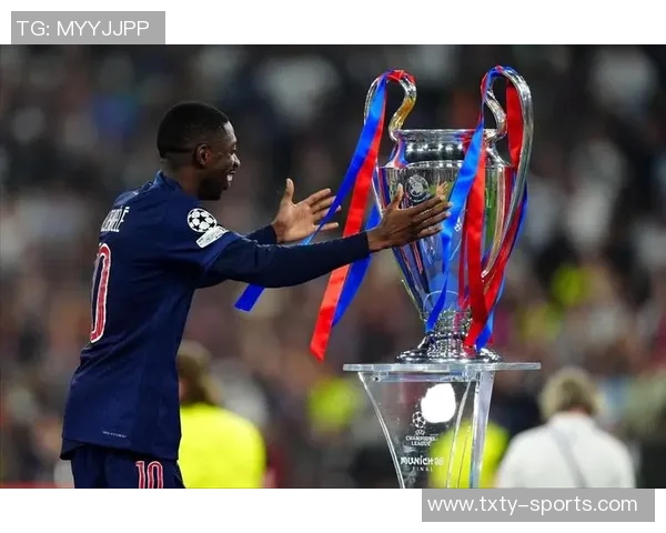 2025年足坛震撼事件盘点：若塔离世广州队解体巴黎夺冠登贝莱获金球