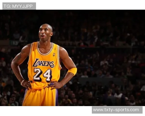 今年全明星盛典科比新鞋亮相Kobe3LowProtro首次发售引发热议