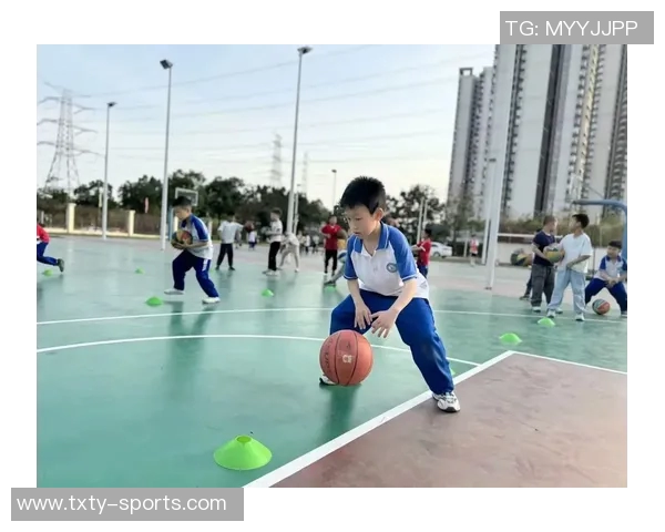 2025中国小篮球全国总训练营在秦皇岛成功举办圆满闭营展现青少年篮球新风貌